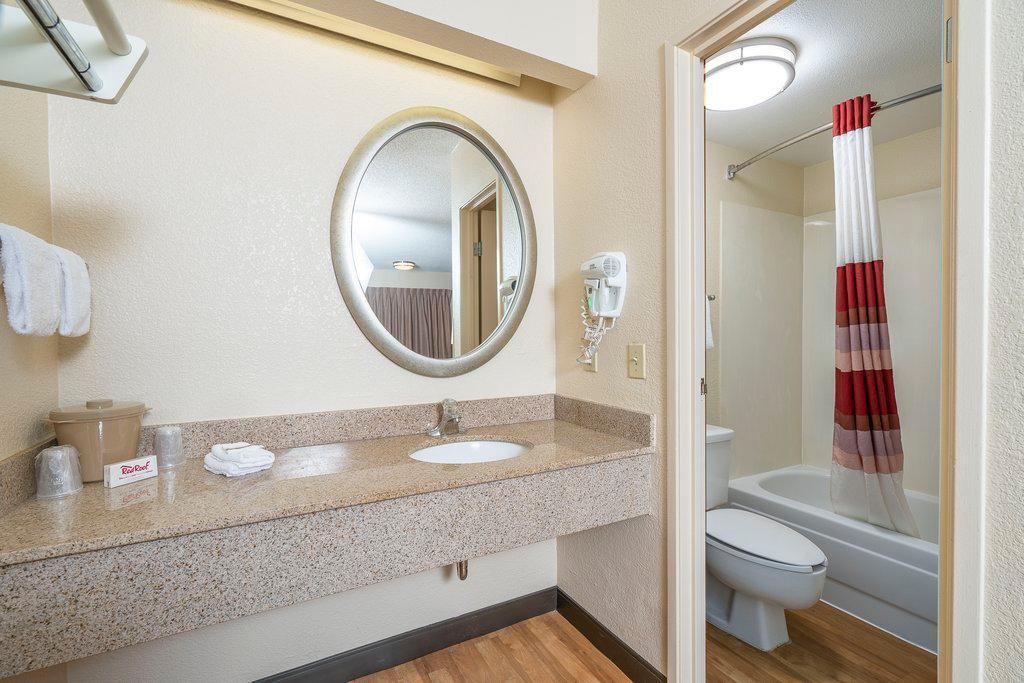 Red Roof Inn & Suites Detroit - Melvindale/Dearborn Exteriér fotografie