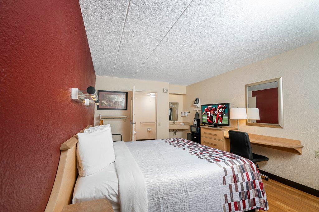 Red Roof Inn & Suites Detroit - Melvindale/Dearborn Exteriér fotografie